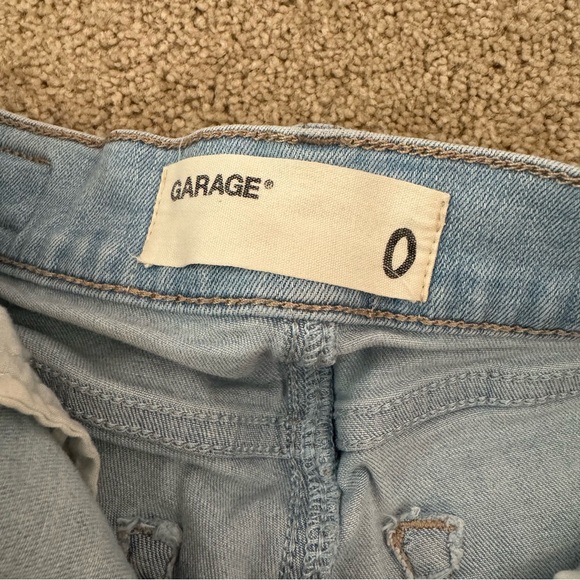 Garage Ultra High Rise - Picture 4 of 4